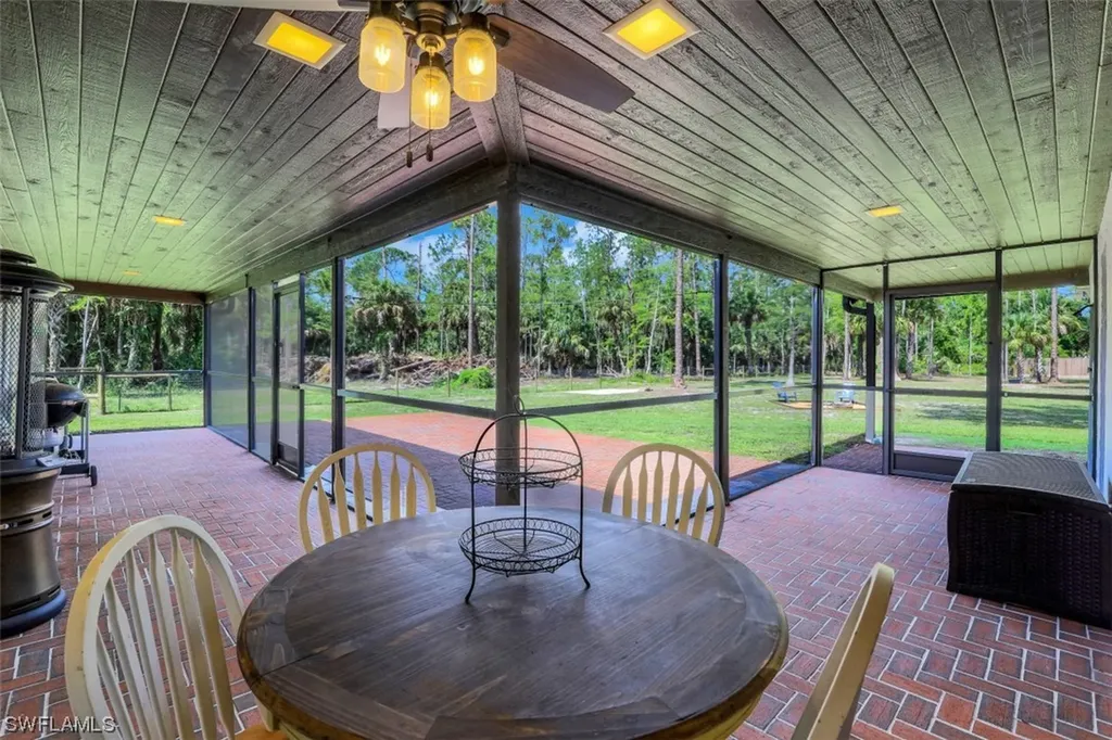 175 23rd Street NW Naples FL 34120