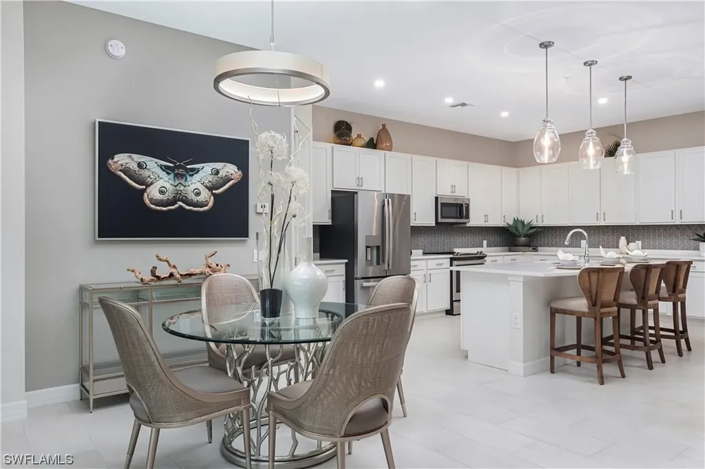 183 Indies Drive E Naples FL 34114