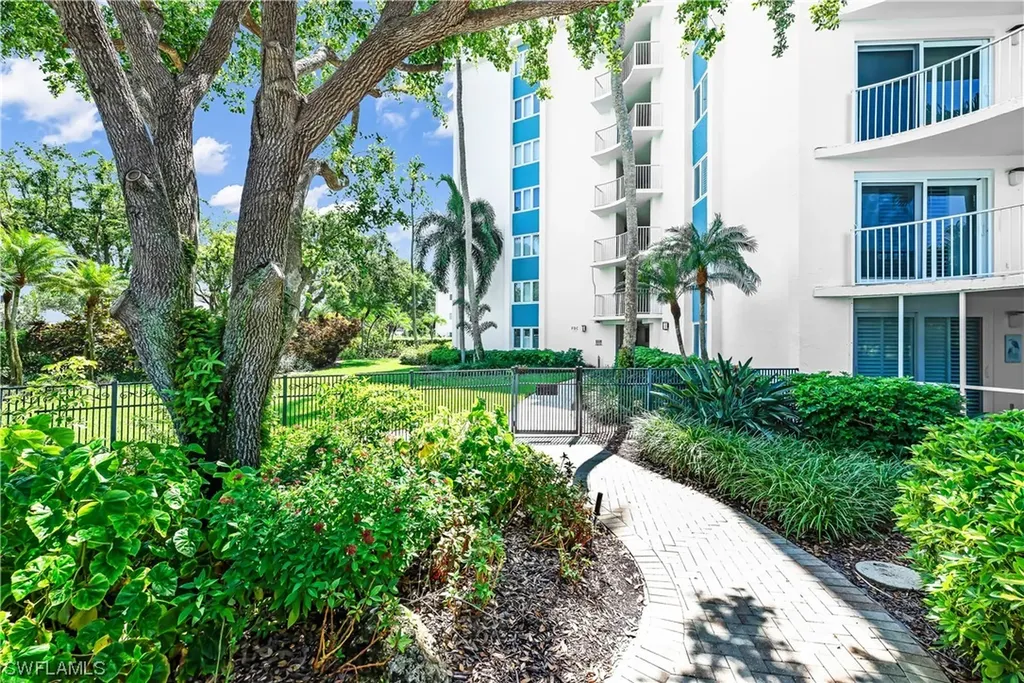 1300 Gulf Shore Boulevard N Naples FL 34102