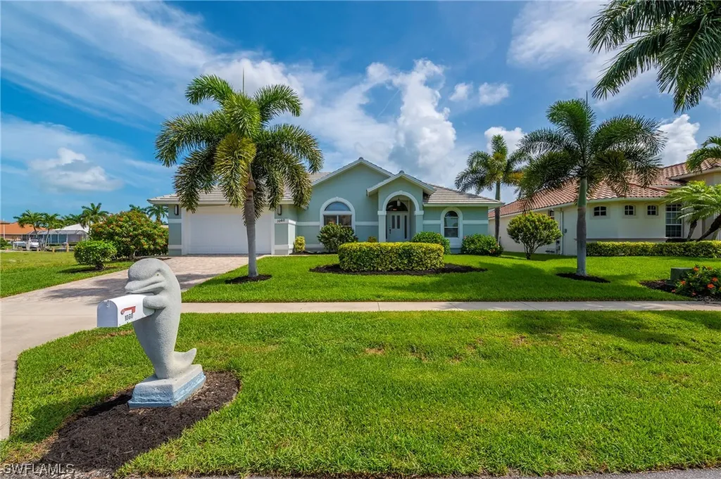 1060 Cottonwood Court Marco Island FL 34145