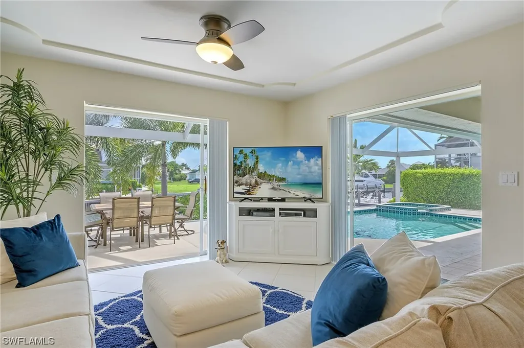 1060 Cottonwood Court Marco Island FL 34145