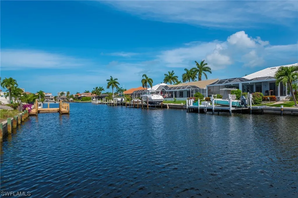 1060 Cottonwood Court Marco Island FL 34145