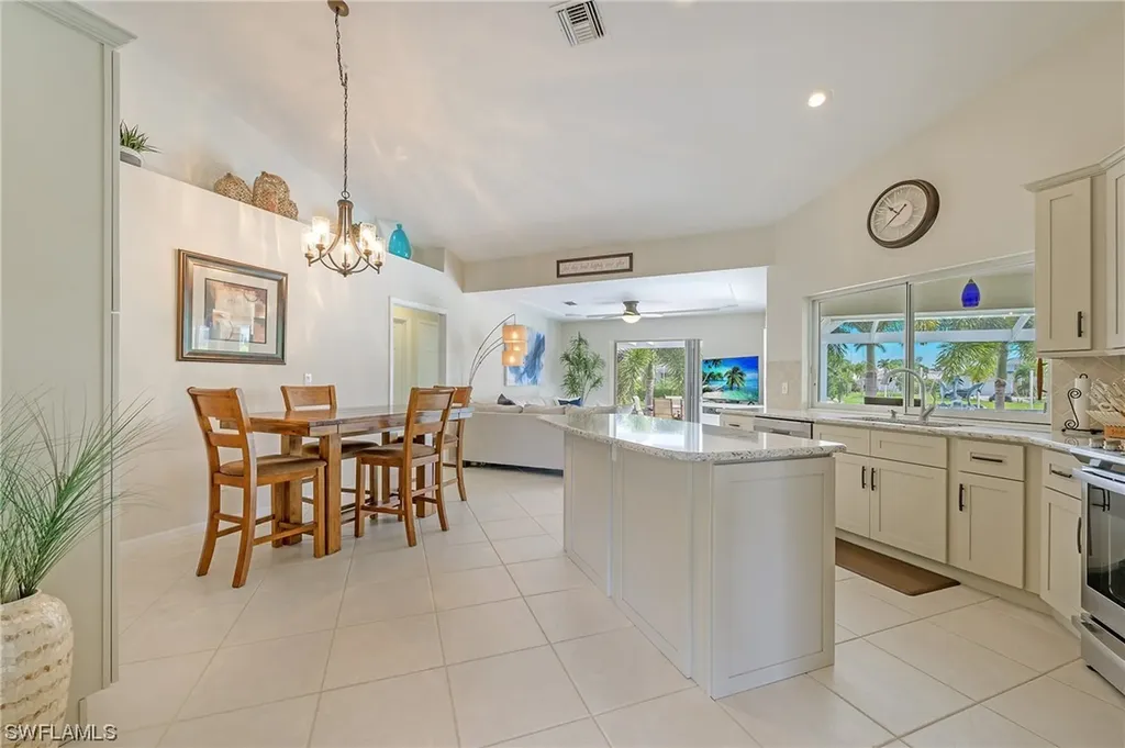 1060 Cottonwood Court Marco Island FL 34145
