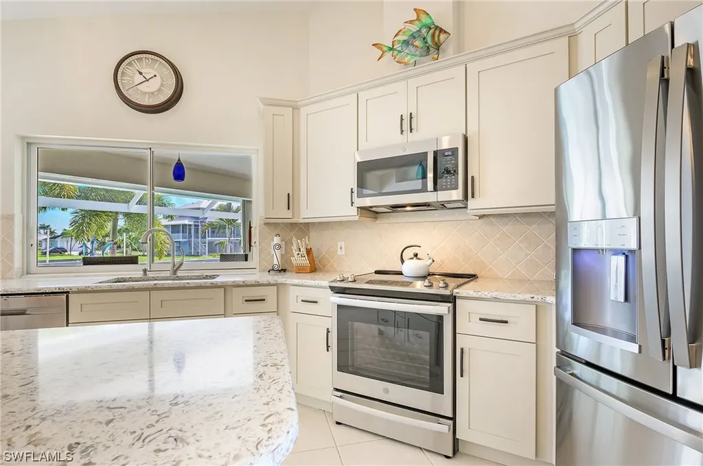 1060 Cottonwood Court Marco Island FL 34145