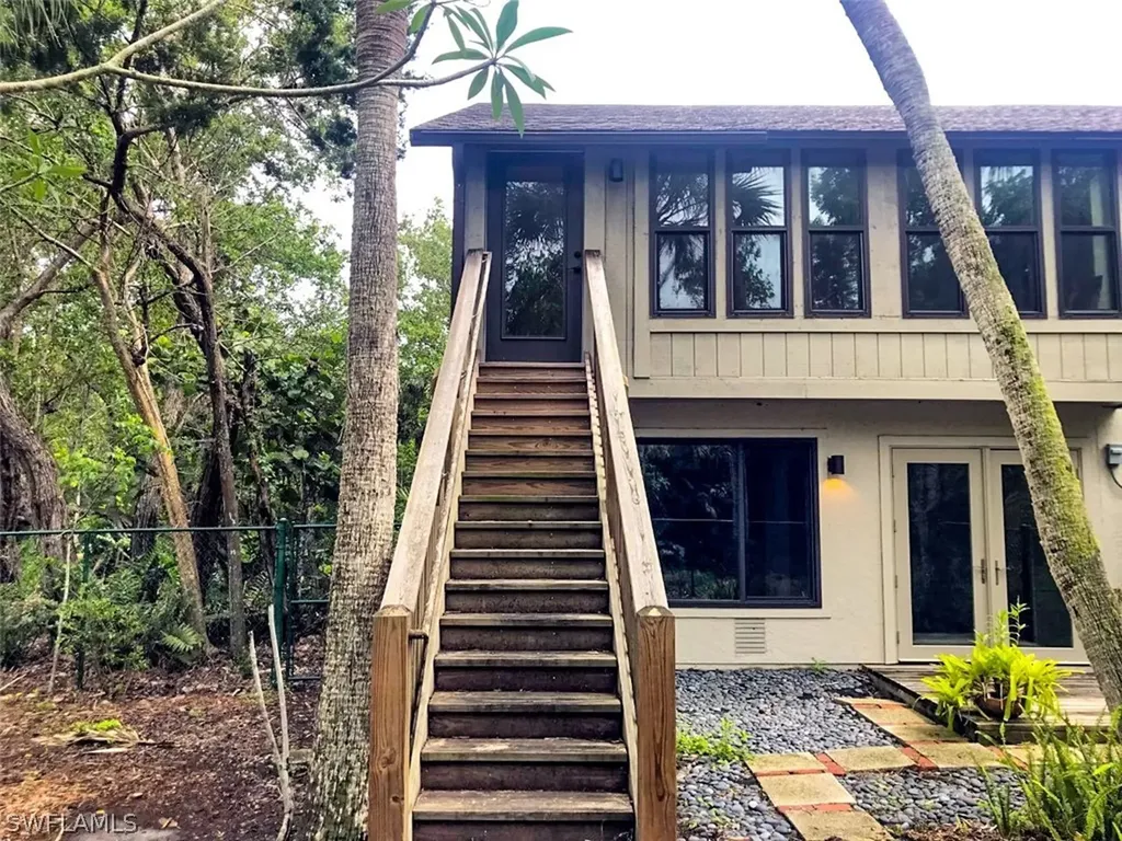 1702 Bunting Lane Sanibel FL 33957