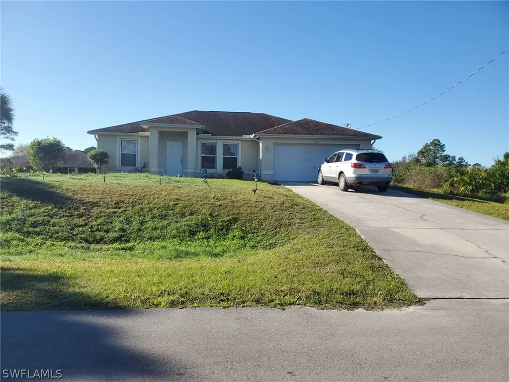 940 Gleason Street Lehigh Acres FL 33974