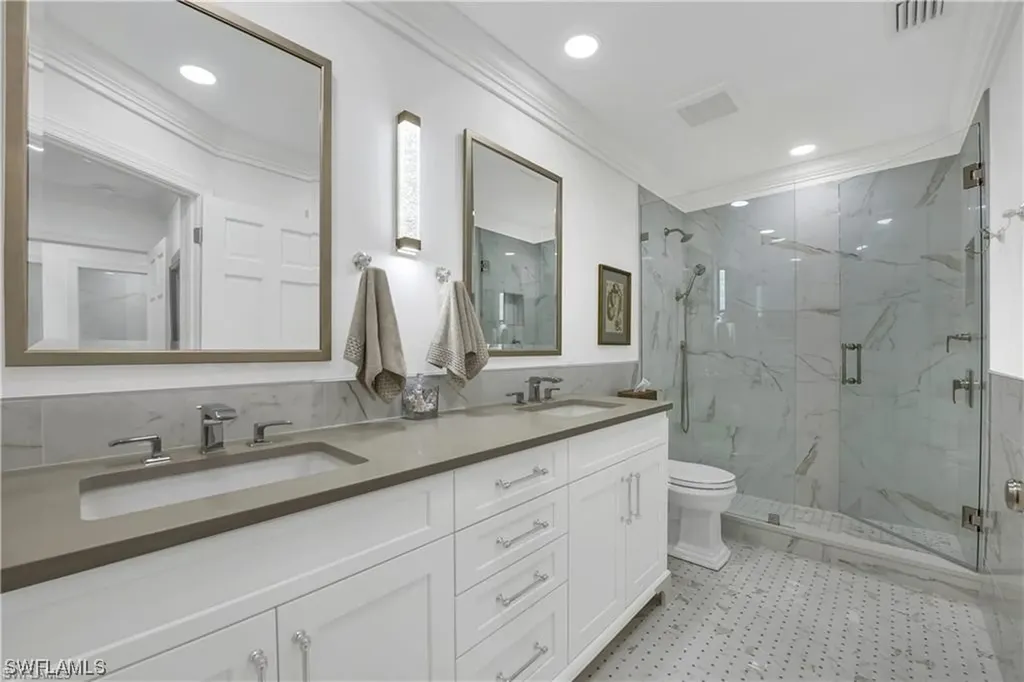 2601 Gulf Shore Boulevard N Naples FL 34103