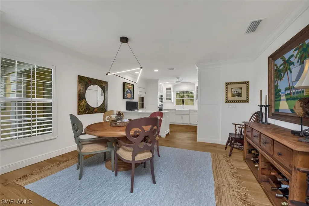 2601 Gulf Shore Boulevard N Naples FL 34103