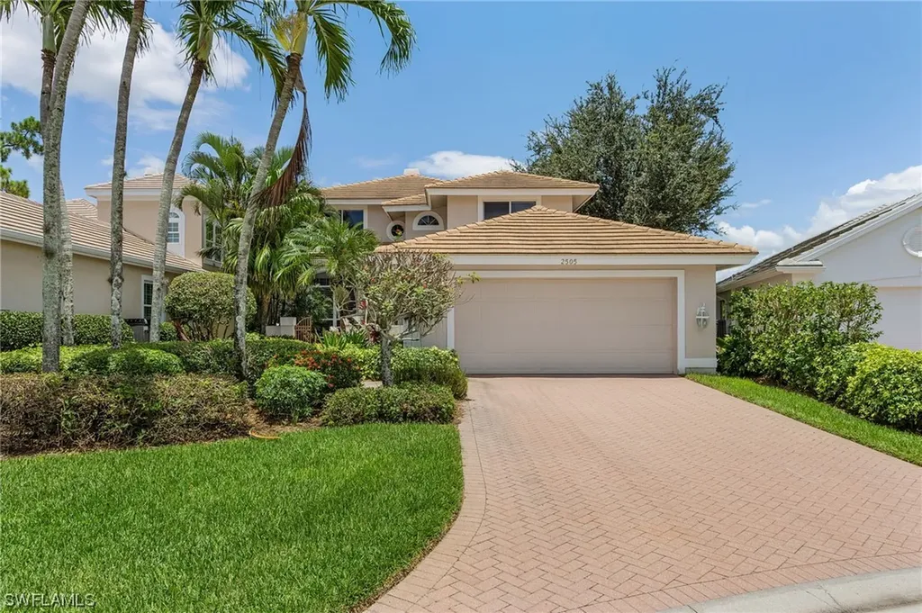 2505 High Court Naples FL 34105