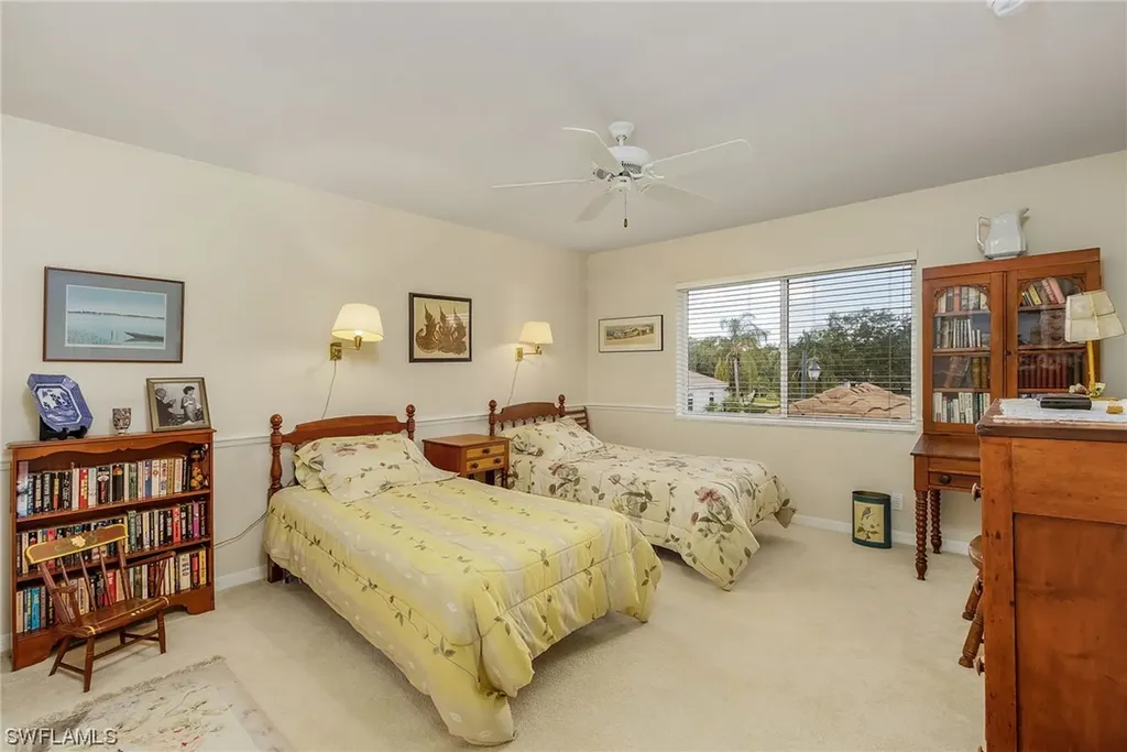 2505 High Court Naples FL 34105