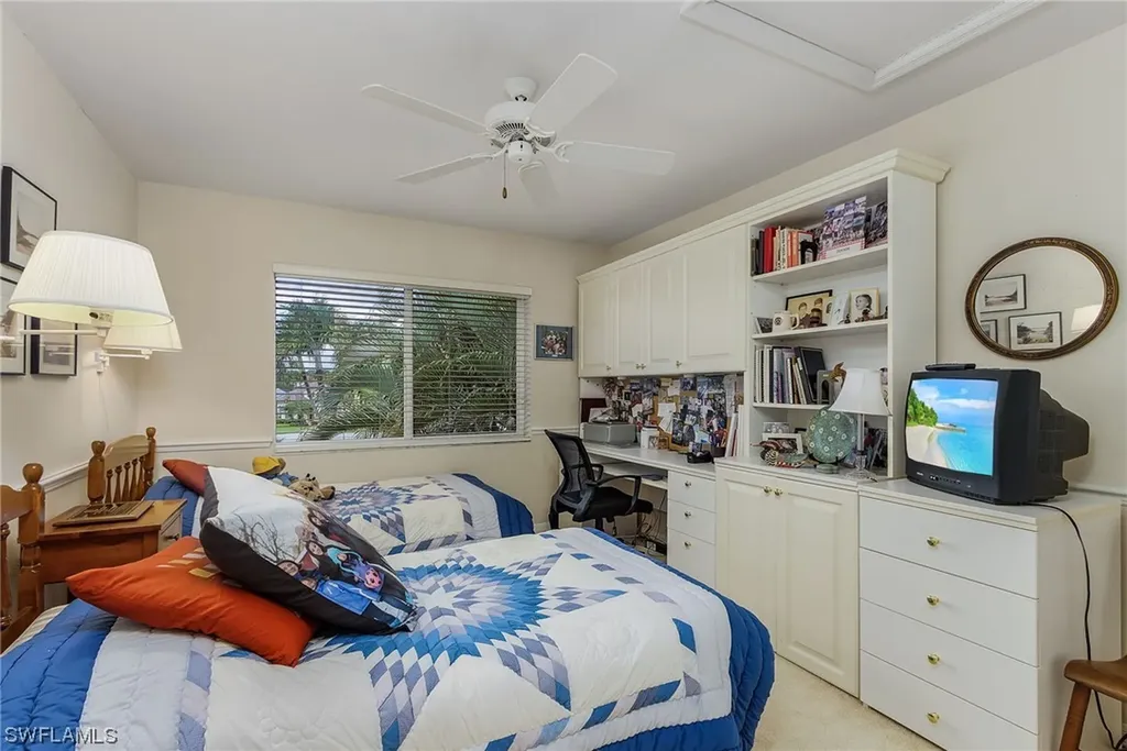 2505 High Court Naples FL 34105