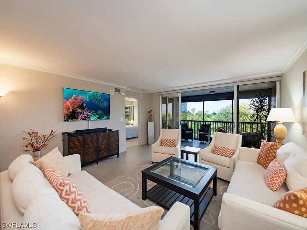 6825 Grenadier Boulevard W Naples FL 34108