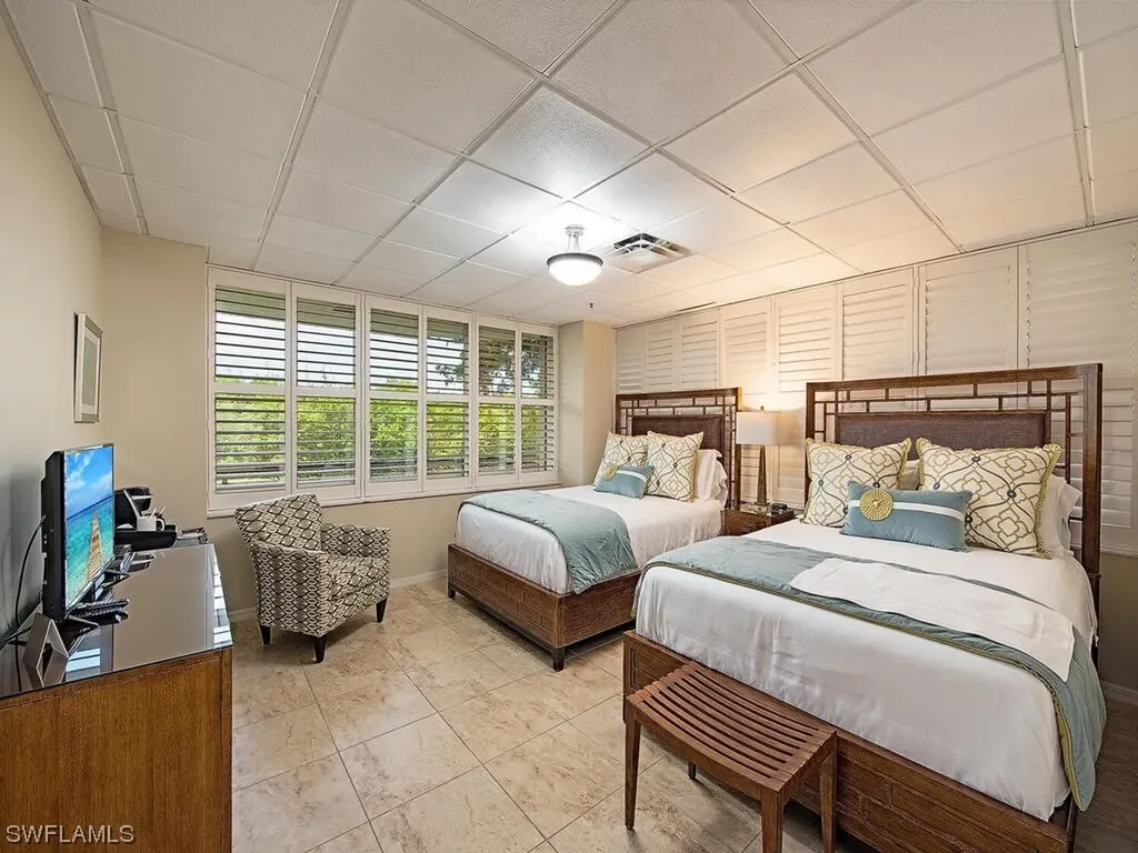 6825 Grenadier Boulevard W Naples FL 34108