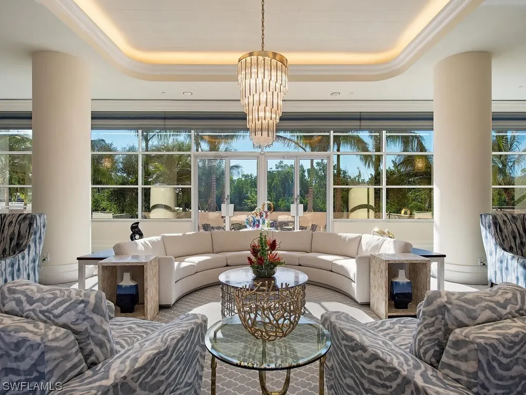 6825 Grenadier Boulevard W Naples FL 34108