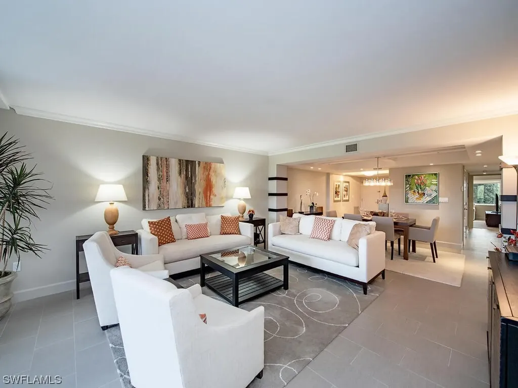 6825 Grenadier Boulevard W Naples FL 34108
