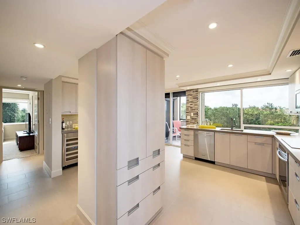 6825 Grenadier Boulevard W Naples FL 34108