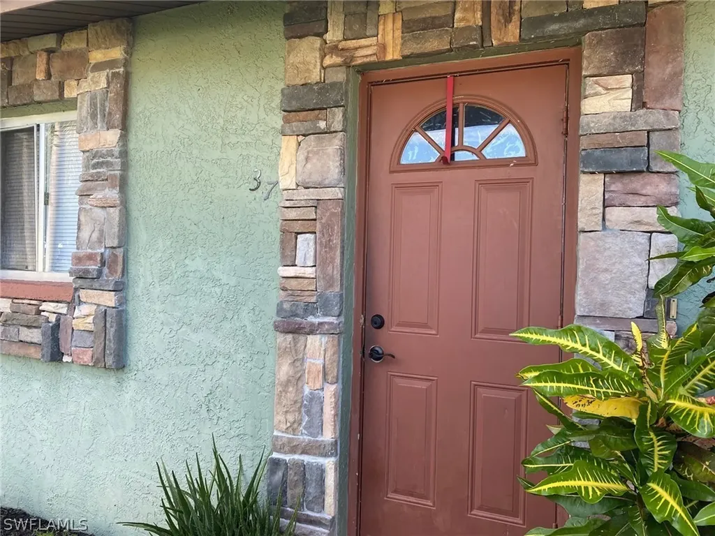 3737 SW Santa Barbara Place Cape Coral FL 33914