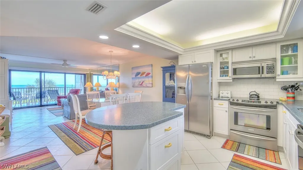 2475 W Gulf Drive Sanibel FL 33957