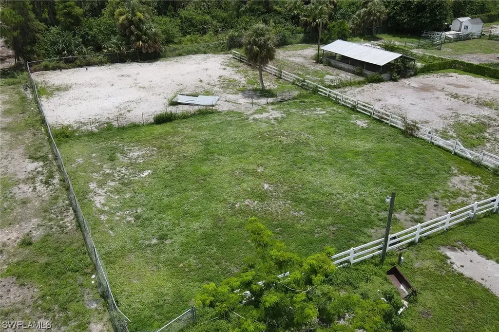 2400 Oil Well Road Naples FL 34120