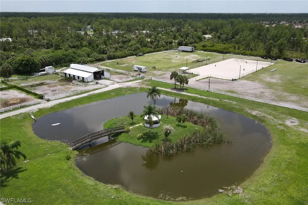 2400 Oil Well Road Naples FL 34120
