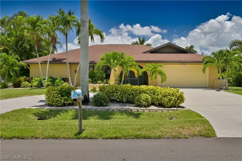 171 SW 52nd Street Cape Coral FL 33914
