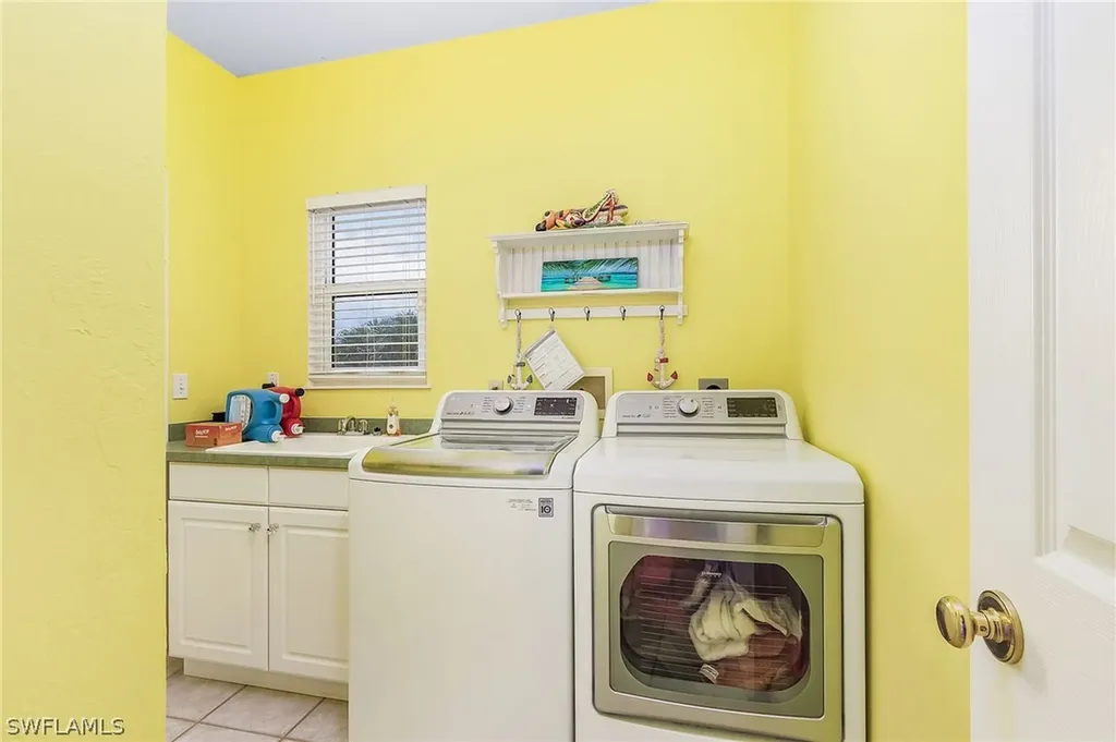 3704 Bayview Avenue St. James City FL 33956