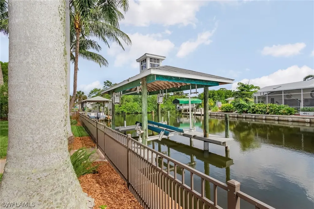 3704 Bayview Avenue St. James City FL 33956