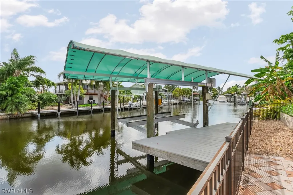 3704 Bayview Avenue St. James City FL 33956