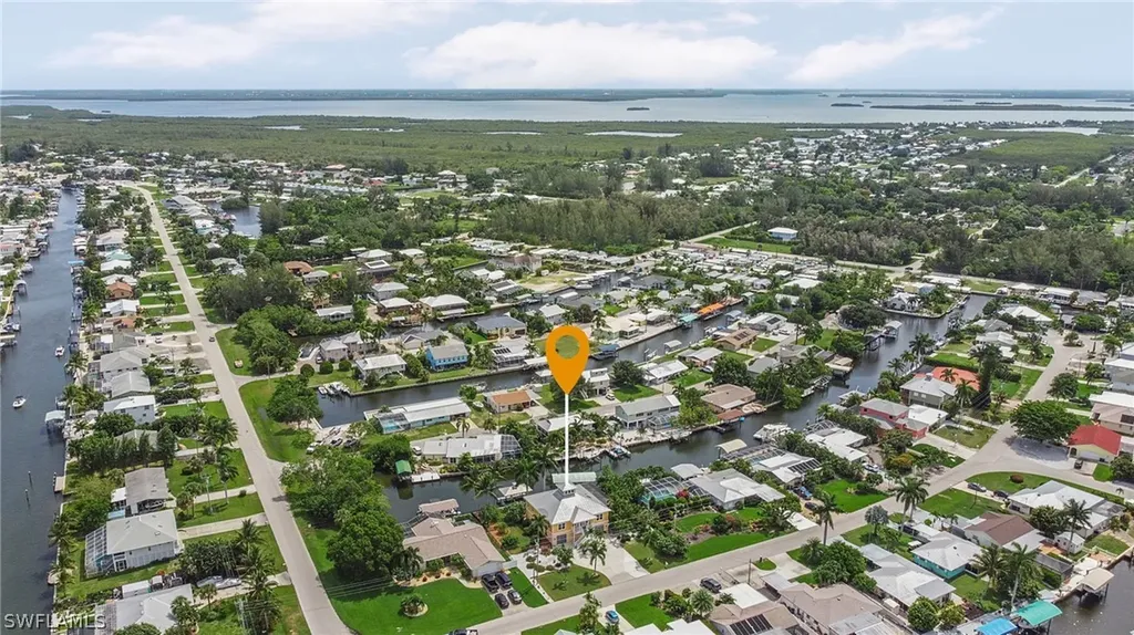 3704 Bayview Avenue St. James City FL 33956