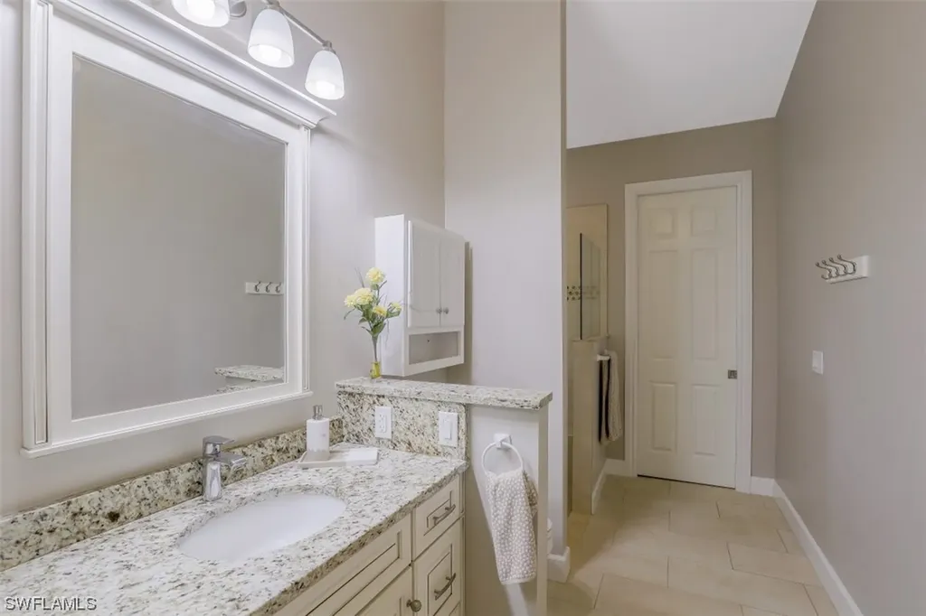 762 Hickory Road Naples FL 34108