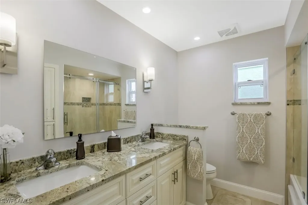 762 Hickory Road Naples FL 34108