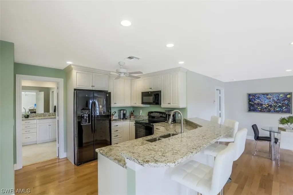 762 Hickory Road Naples FL 34108