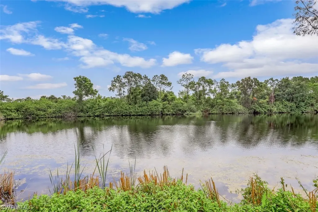 762 Hickory Road Naples FL 34108