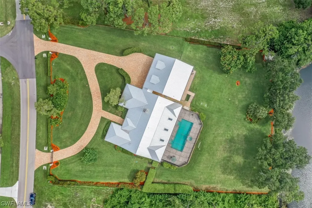 762 Hickory Road Naples FL 34108