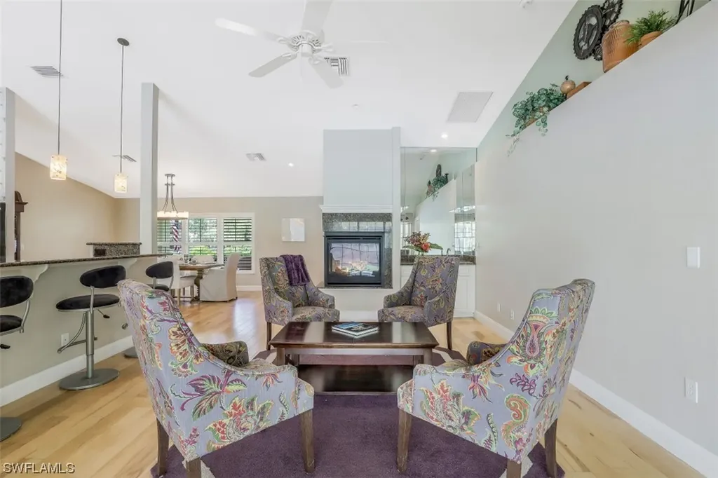 762 Hickory Road Naples FL 34108