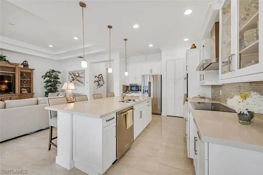 9301 Woodhurst Drive Naples FL 34120