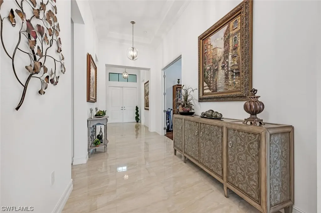 9301 Woodhurst Drive Naples FL 34120