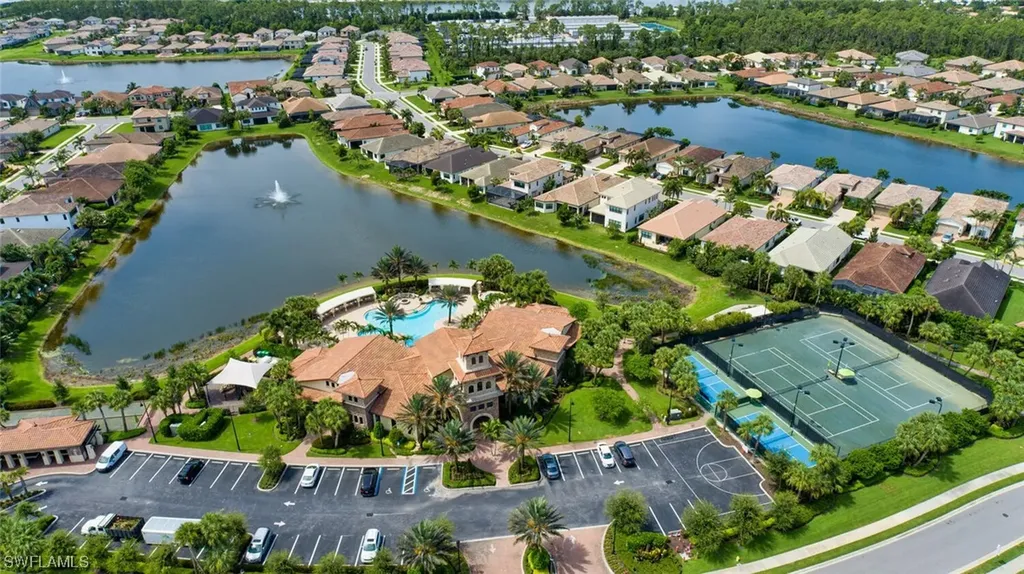 9301 Woodhurst Drive Naples FL 34120
