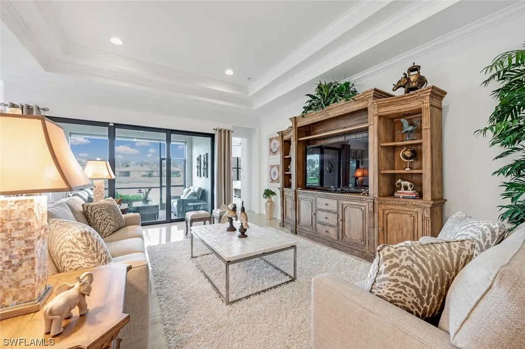 9301 Woodhurst Drive Naples FL 34120
