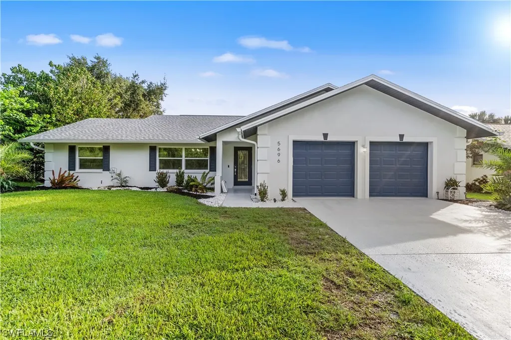 5696 Park Road Fort Myers FL 33908