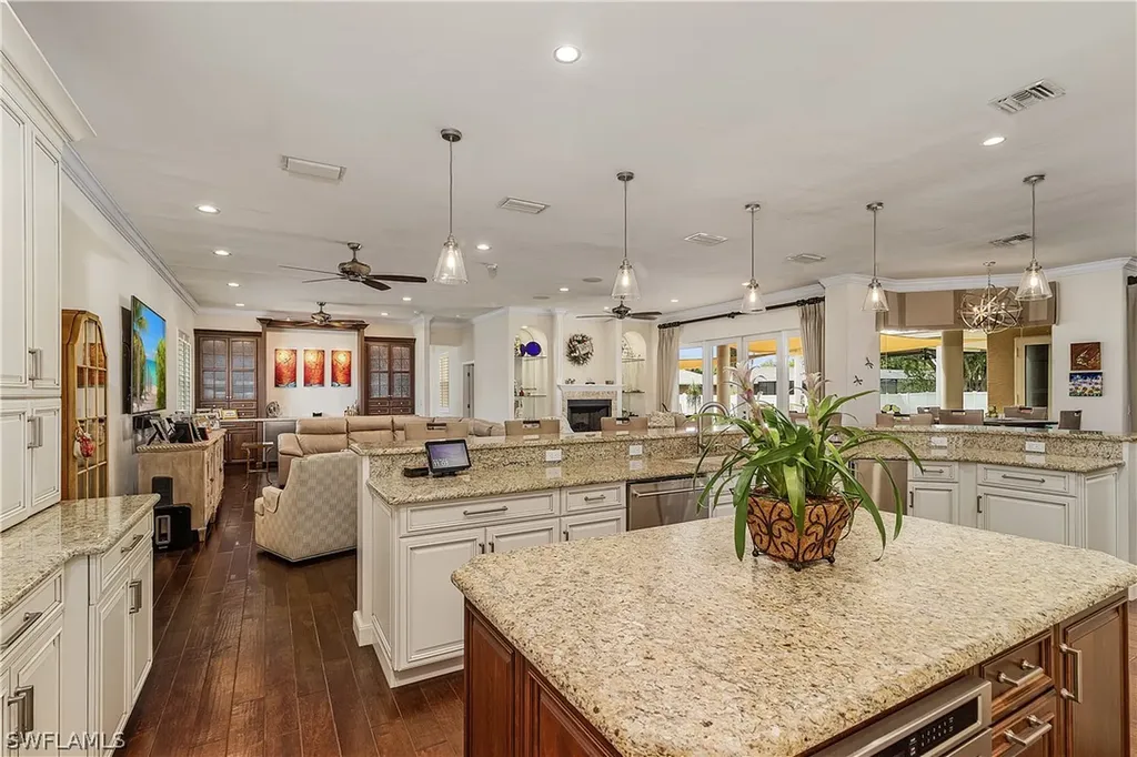 5430 Brandy Circle E Fort Myers FL 33919