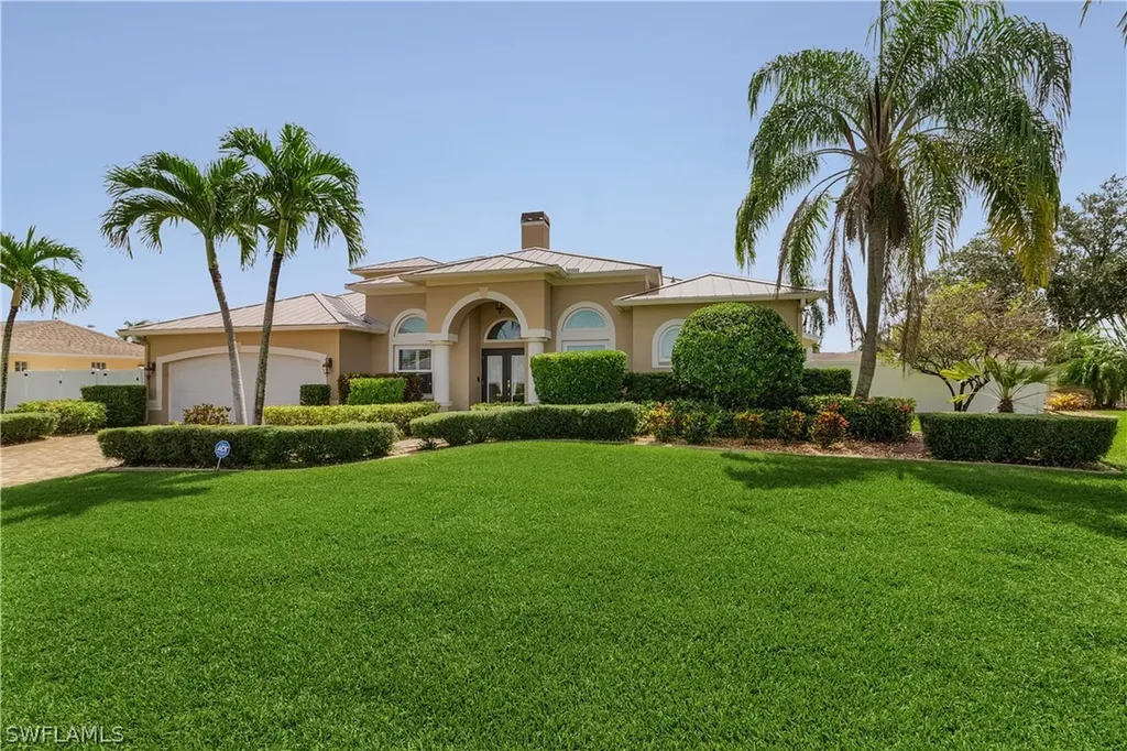5430 Brandy Circle E Fort Myers FL 33919