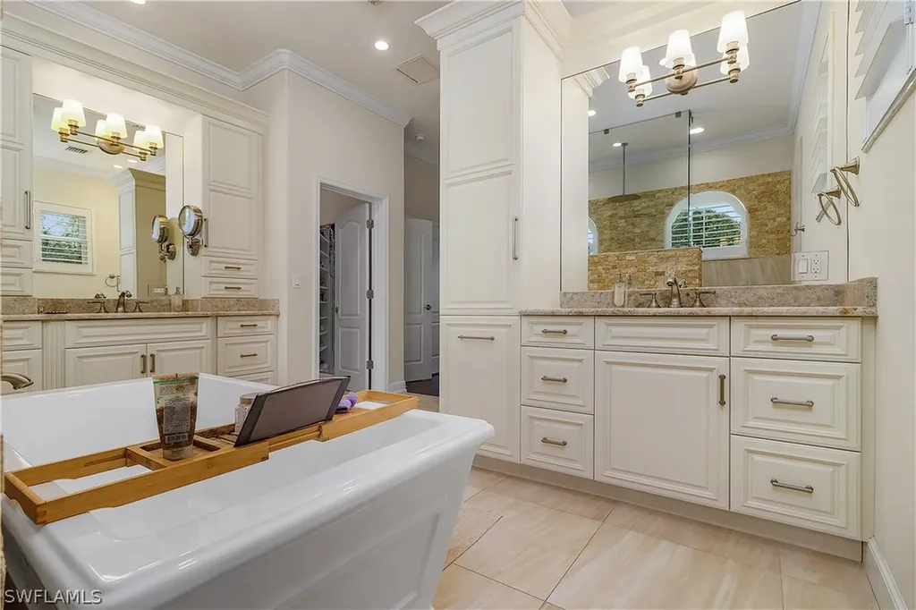 5430 Brandy Circle E Fort Myers FL 33919