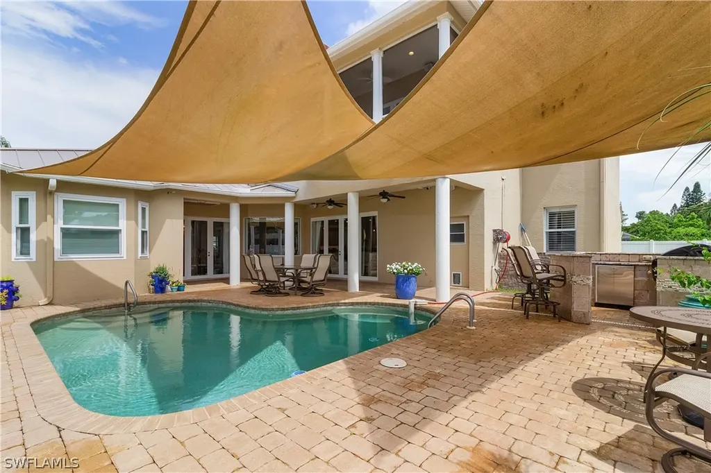 5430 Brandy Circle E Fort Myers FL 33919