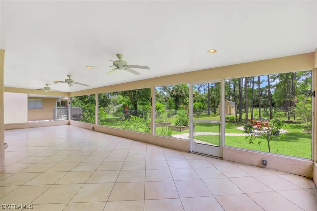 560 16th Street SE Naples FL 34117