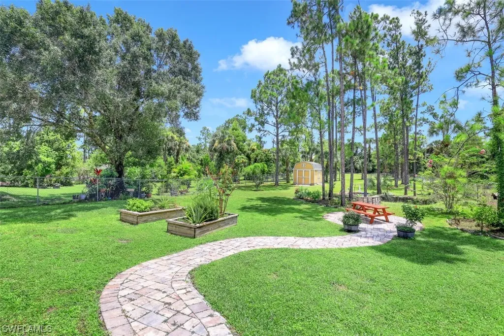 560 16th Street SE Naples FL 34117