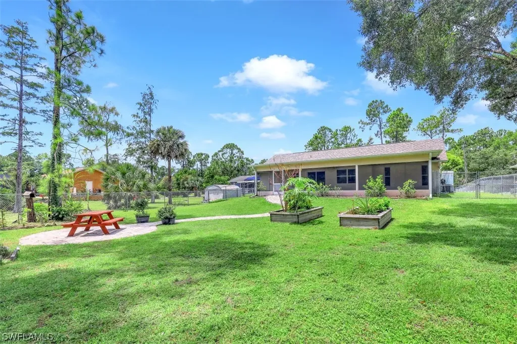 560 16th Street SE Naples FL 34117