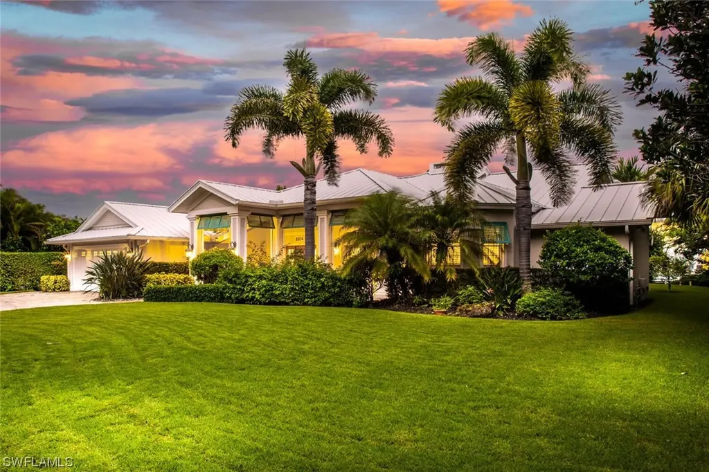 5074 Seahorse Avenue Naples FL 34103