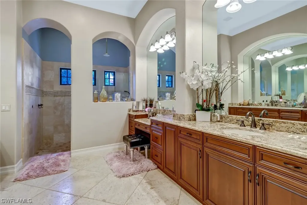 7437 Byrons Way Naples FL 34113
