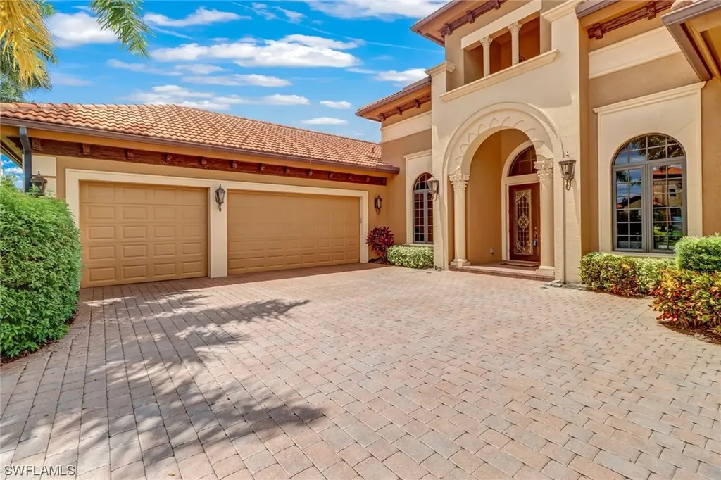 7437 Byrons Way Naples FL 34113